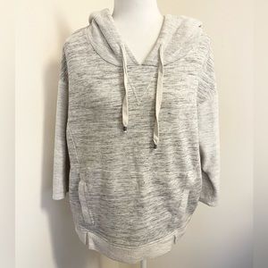 Adorable Betsey Johnson sweatshirt hoodie